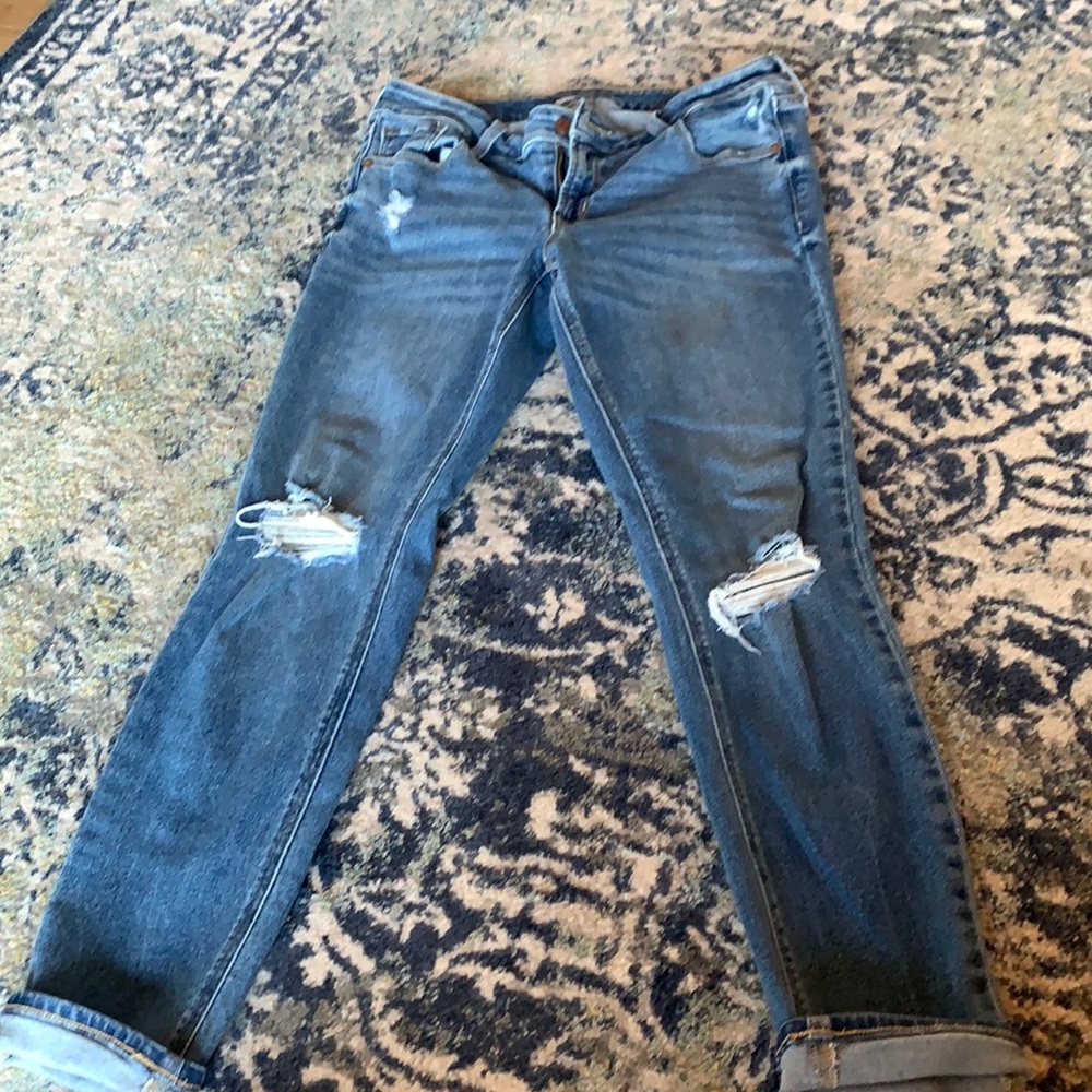 Skinny blue jeans